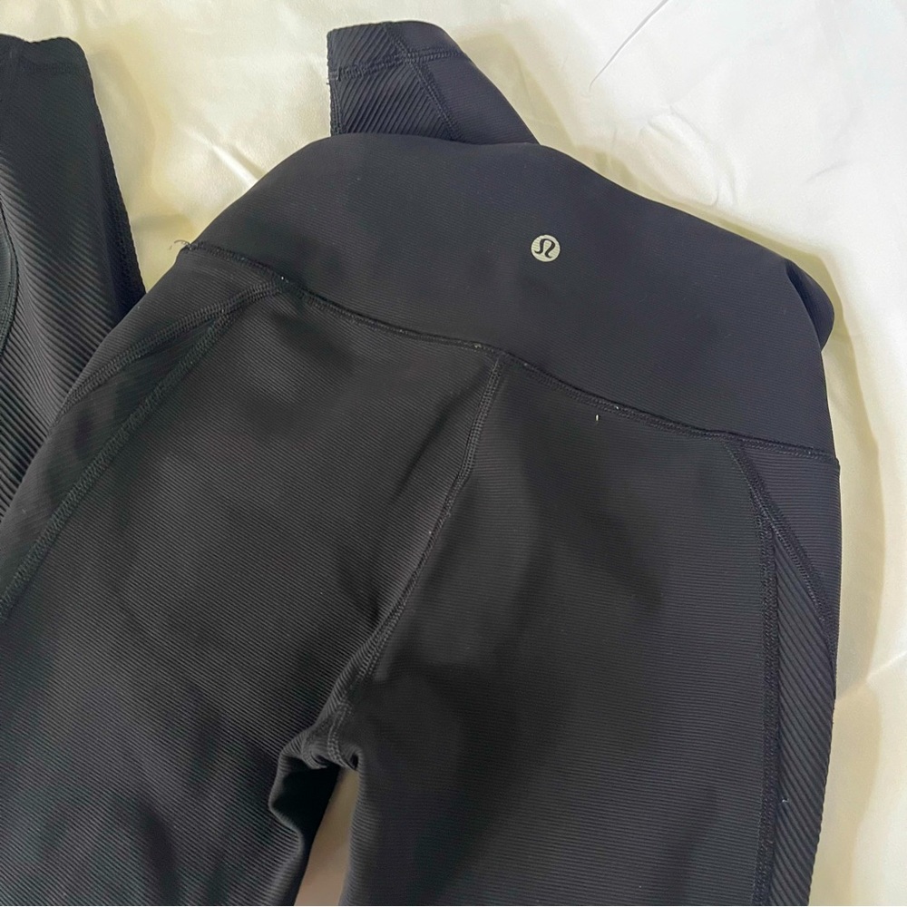 Lululemon Ribbed Cropped Black Leggings Size 4